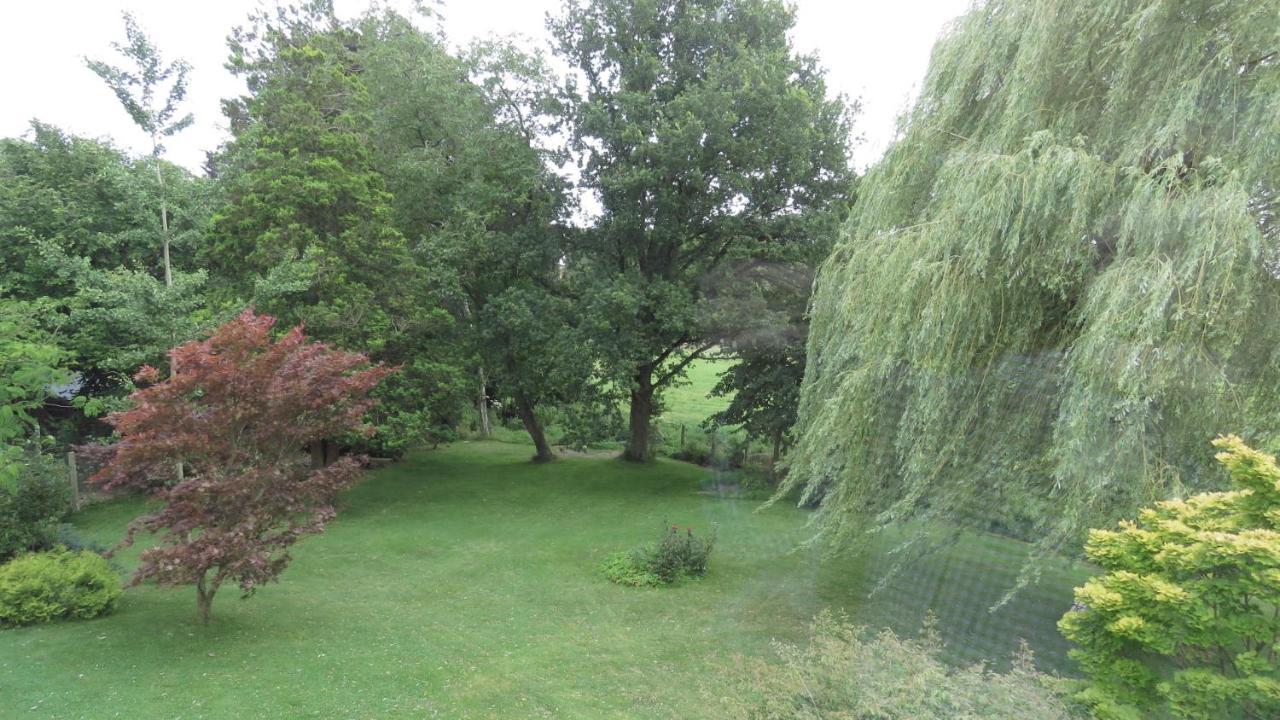Prince D'Orange Bed & Breakfast Braine-lʼAlleud Exterior foto